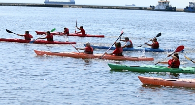 Cumhuriyet’in 100. yılında İzmir Körfezi şenlenecek