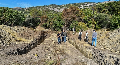 İzmir’i depreme dayanıklı hale getirmek için 90 hendekten 140 örnek alındı