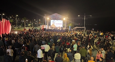 İzmir Körfezi’nde bayram havası