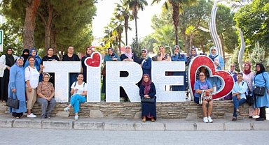 Karşıyakalı kadınlardan Tire kültür turu