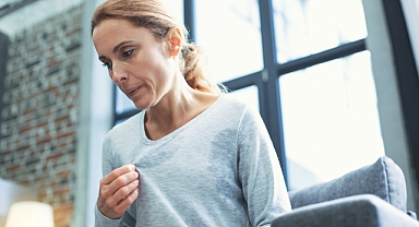 Menopoz döneminde cinsel yaşam biter mi?