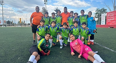 Narlıdere'nin minikleri lige 3'te 3'le başladı