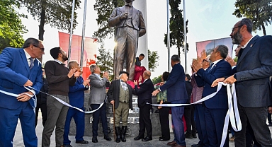 Tire'ye 100. yıla özel Atatürk heykeli