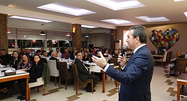 Bergama'da öğretmenler günü çoşkusu