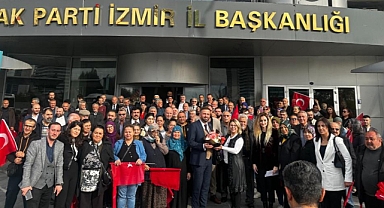 Hakan Kalfaoğlu Buca Belediye Başkanlığı için resmen aday adayı
