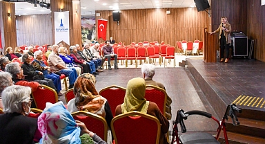 Huzurevi sakinlerine diyabet eğitimi