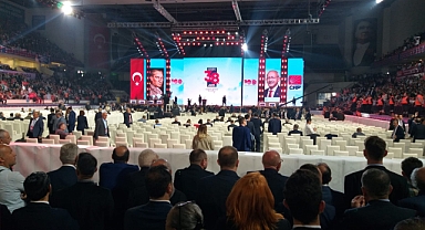 Oy sayımı sona erdi… İşte CHP'nin yeni PM ve YDK üyeleri!