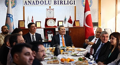  Anadolu Birliğinden Başkan Batur'a tam destek
