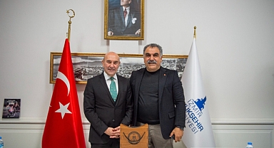 Başkan Soyer İzmir’deki Erzurumlularla buluştu