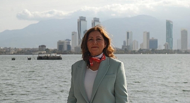 Bayraklı Aday Adayı Gök: Değişim rüzgarıyla el ele 2024'e giriyoruz!