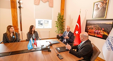  İzmir Büyükşehir Belediyesi çocuk dostu kent için UNICEF ile protokol imzaladı