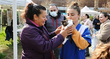 Karşıyaka’da 1 yılda yaklaşık 40 bin dosta yardım eli uzatıldı