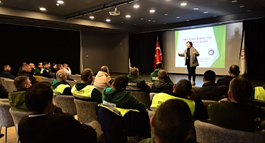Yeşil Bornova’da daha estetik görünüm için budama eğitimi