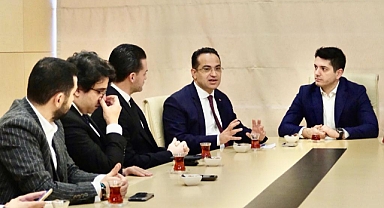 Atila, EGİAD’ı ziyaret etti: Siyaset gençlerden geçer