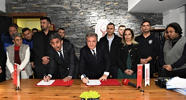 Bornova Belediyesi’nde tüm çalışanları sevindiren sözleşme