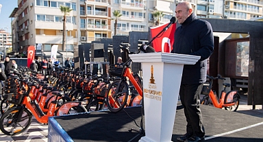 Soyer: İzmir'in bugününe ve yarınına iz bırakıyoruz