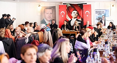 AK Partili Konak Belediye Başkan Adayı Çankırı'dan CHP'li mevcut Başkan Batur'a ziyaret