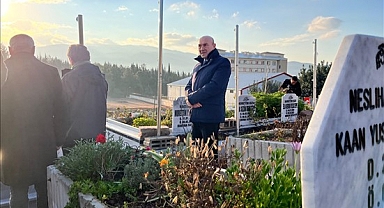 Başkan Soyer Osmaniye’de depremzedelerle buluştu