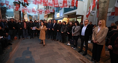 CHP Efes Selçuk meclis üyesi adaylarını tanıttı: Güçlü meclis aydınlık gelecek 