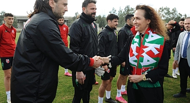 CHP Karşıyaka Adayı Yıldız İşçimenler Ünsal: Karşıyaka sporun başkenti olacak