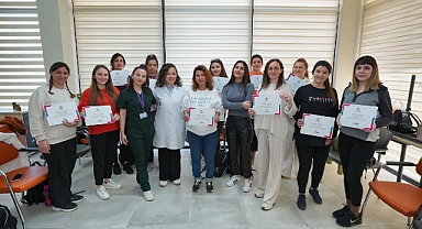 Gaziemirli anne adayları, Gebe Okulu’nda doğuma hazırlanıyor