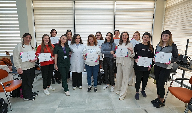 Gaziemirli anne adayları, Gebe Okulu’nda doğuma hazırlanıyor