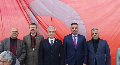 Gökçekaya: Demokrasiye aşığız