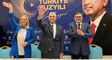 Bakan Bolat’tan İzmir’de önemli ‘seçim’ mesajları!