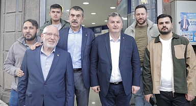 Bakan Tekin’den Bergama’ya Modern Öğretmenevi ve Uygulama Oteli müjdesi!