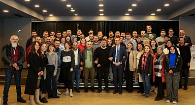 Bornova Adayı Ömer Eşki'den yarı zamanlı çalışanlara tam zamanlı müjdesi