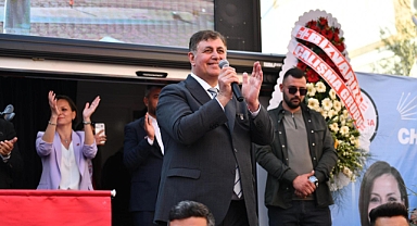 Cemil Tugay'dan, Erdoğan'ın İzmir mitingine gönderme