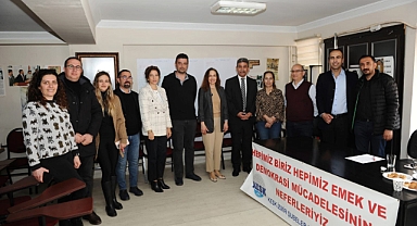 CHP Karşıyaka Adayı Ünsal sendika temsilcileriyle buluştu