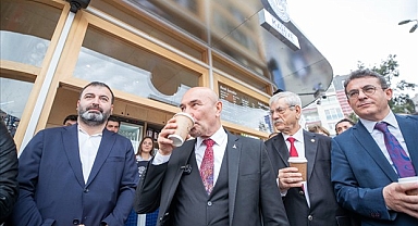 İzmirli Kahve'nin üçüncüsü açıldı