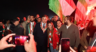 Karşıyaka stadı için miting yaptılar