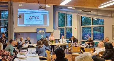 Avrupa Türkiyeli Yazarlar Grubu’ndan Çiğli’ye ödül