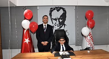 Bornova’da küçük başkandan Filistin mesaj