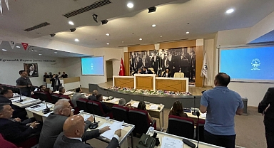 Çiğli'de yeni dönemin ilk meclisi tamam!