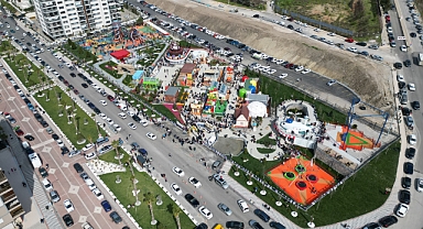 İzmir Bayram tatilinde Menemen' de buluştu