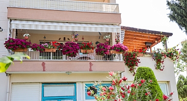 Karşıyaka’da en güzel balkon ve bahçeler yarışıyor!