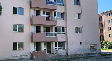 Karşıyaka’daki boşaltılan binalar tehlike saçıyor!