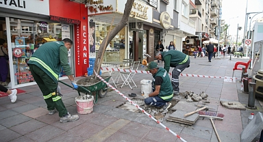  Konak’ta kaldırımlar mercek altında
