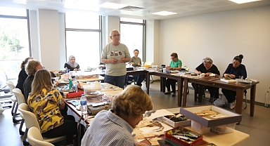 Yaratıcı bir üretim etkinliği: Efes Selçuk'ta Kat'ı sanatına ilgi artıyor