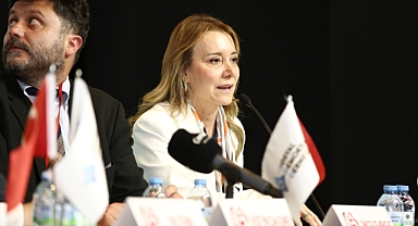 Başkan Mutlu Sosyal Demokrasi Derneği'nin panelinde konuştu