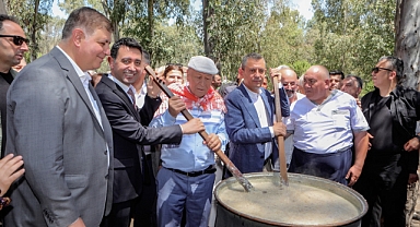 CHP Lideri Özel'den Başkan Önal'a övgü!