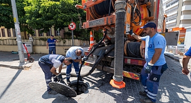  İzmir'in altyapı hatlarında temizlik seferberliği
