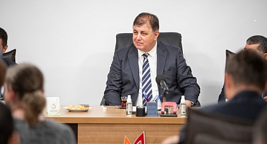 Başkan Tugay'dan Bayındır ziyareti... Dayanışma ve tasarruf vurgusu!