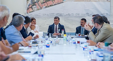 Başkan Tugay'dan Foça mesaisi... Ne mesajlar verdi?