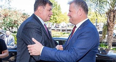 Başkan Tugay'dan Urla mesaisi... 'Bütüncül planlama' kararı!