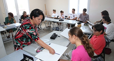 Çiğli Belediyesi gençleri yetenek sınavına hazırlıyor