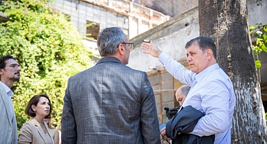 Başkan Tugay'dan Basmane turu